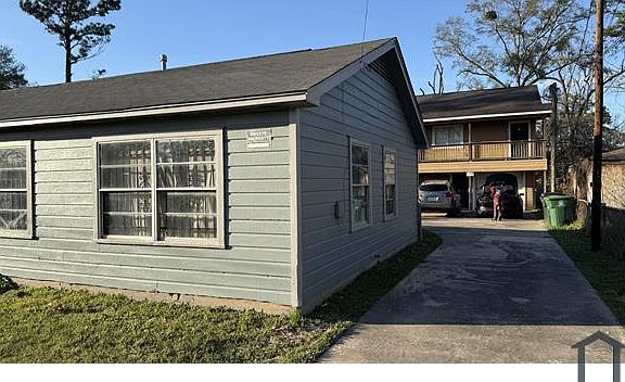 5th image of 7637 Laura Koppe Rd