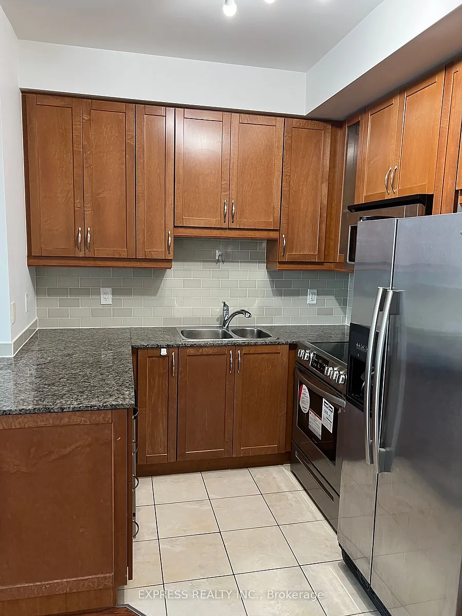 Building Photo - 18 Holmes Ave #1402