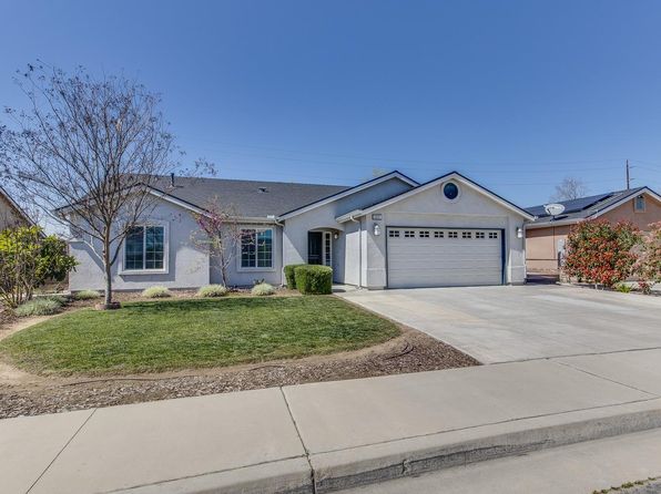 2001 Rawson Ave, Sanger, CA 93657