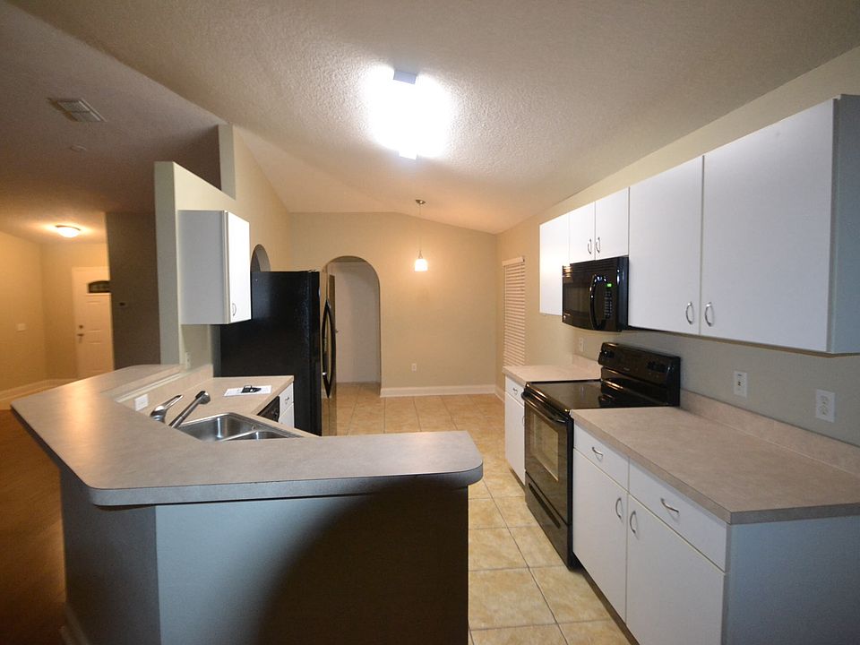 2nd image of 533 Wekiva Bluff St