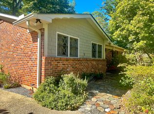 869 Cahaba Dr, Auburn, AL 36830