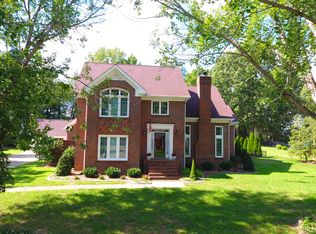 2861 Trelawny Dr, Clarksville, TN 37043