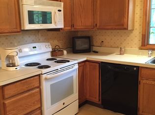 103 Astor Dr, Rochester, NY 14610