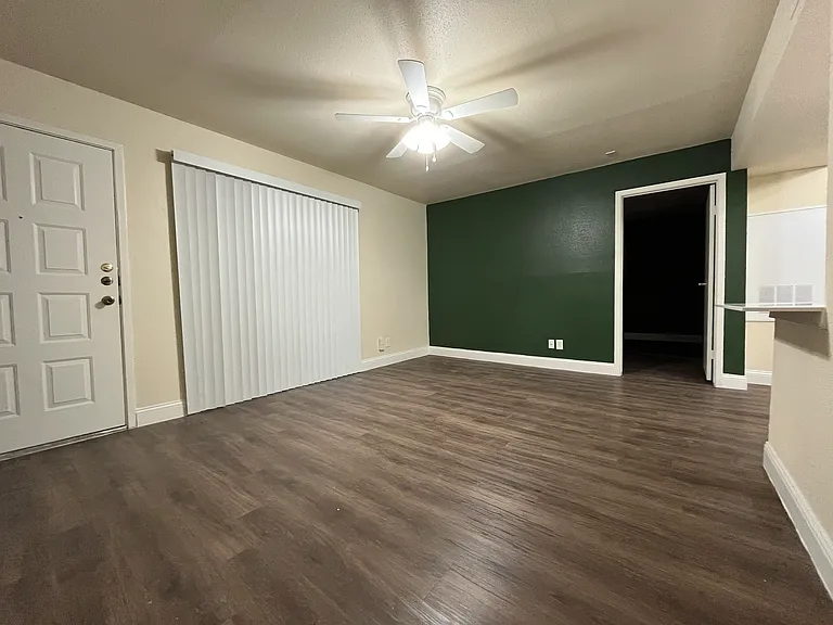 534 Hunt Ln — Photo 53