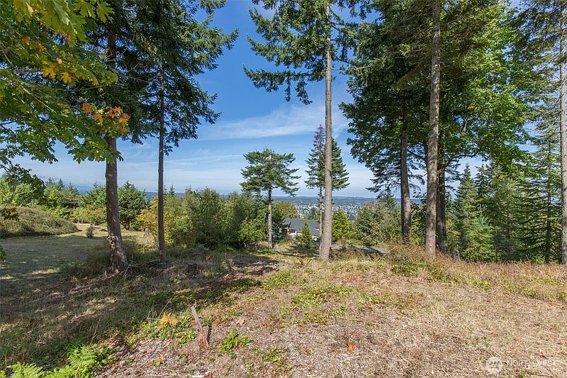 4th image of 346 Ravens Ridge Road