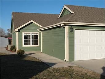 3rd image of 101 Bradley Ct