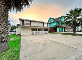 12828 E Madrid Rd, Galveston, TX 77554