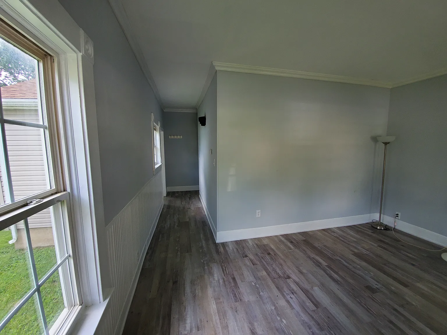 2 bed, 820 sqft, $1,300 — Photo 3