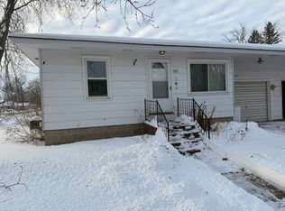 521 2nd St, Port Edwards, WI 54469