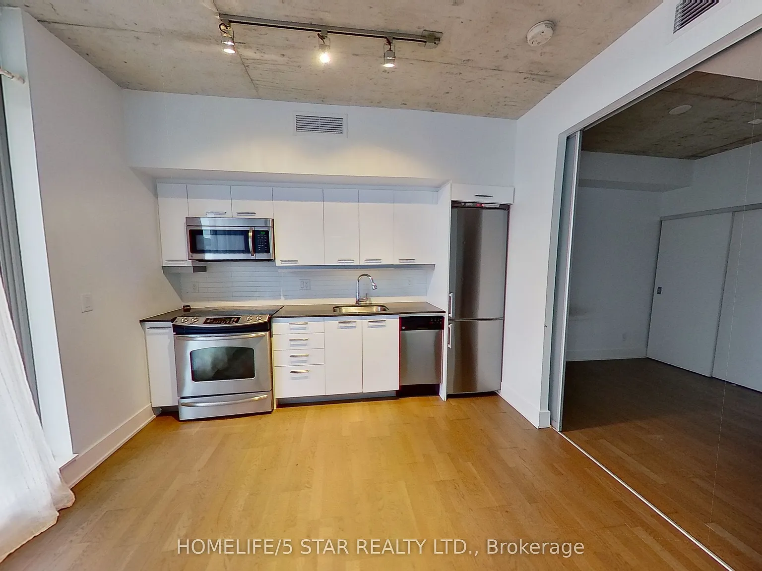 1 bed, $2,195 — Photo 3