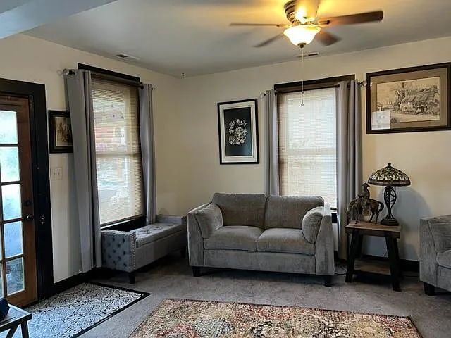 137 Maple Ave — Photo 6