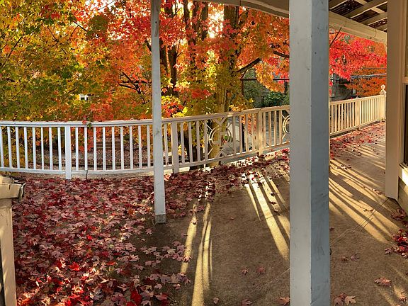 Deck on 35th side