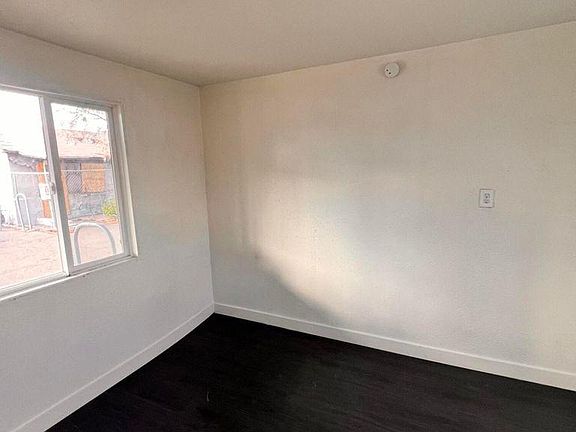 5th image of 1545 W Roosevelt St APT 2A