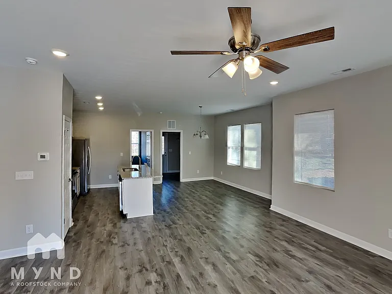 616 Newbern Ave — Photo 3