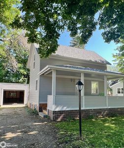 915 1st Ave NE, Clarion, IA, 50525