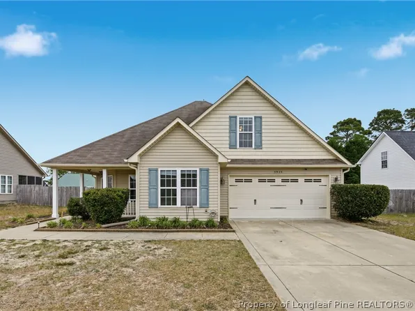 3925 Princess Amelia Ln, Hope Mills, NC 28348