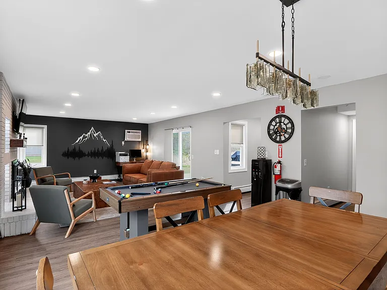 Welcome to The Flats at Talcott, an Eagle Rock Community. Enjoy modern living in a stylish, open-concept space featuring sleek designs and inviting amenities. Elevate your lifestyle todayschedule a tour and see your new home!