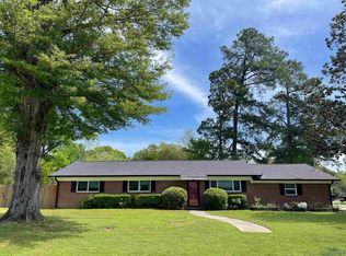 500 Brassell St, Carthage, TX 75633