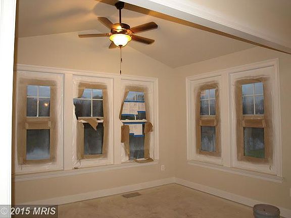 5th image of 7124 Lake Dr
