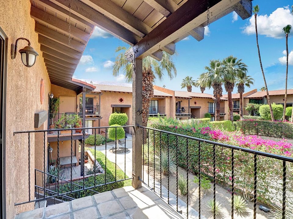 Front patio west view