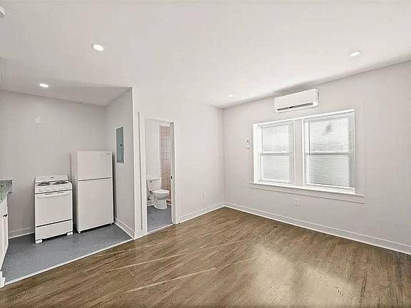 5th image of 622 Hardesty Ave #10
