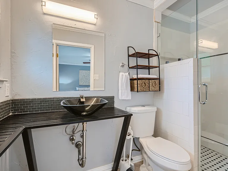 1308 Ashbury Dr — Photo 23