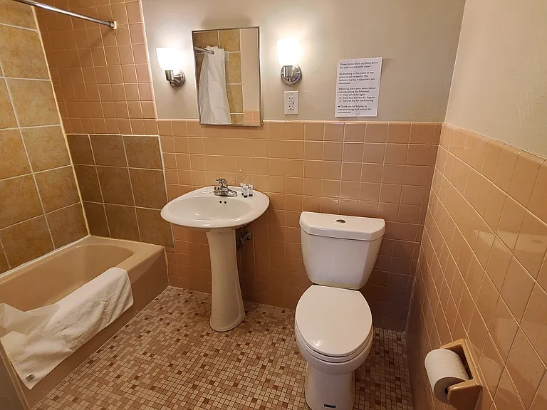 Presque Isle Extended Stay Suites — Photo 58