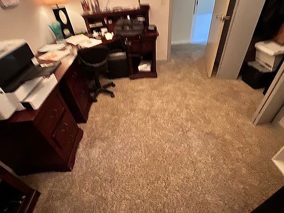 Bedroom/Office 