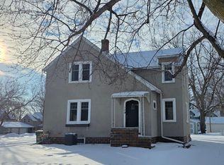 174 E Main St, Cottonwood, MN 56229