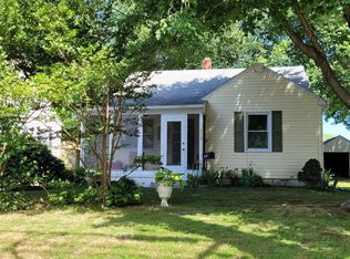 1113 E Division St, Dover, DE 19901
