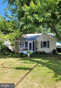 1113 E Division St, Dover, DE, 19901