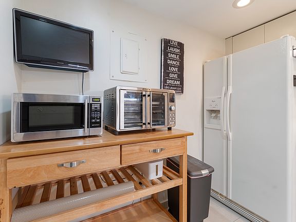 2nd image of 4301 Collins Ave APT 804