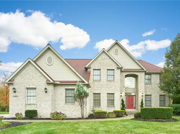 5469 Riverview Dr, North Royalton, OH 44133