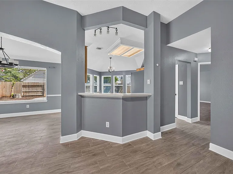 3519 Crescent Dr — Photo 9