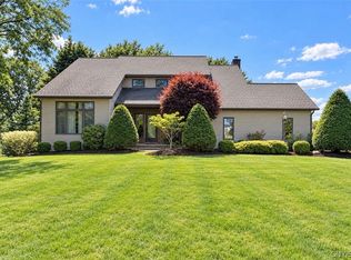 6125 Oakridge Rd, Auburn, NY 13021
