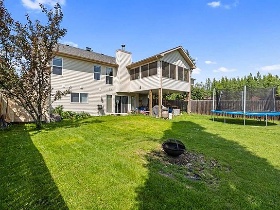 4th image of 6 W Park Cir