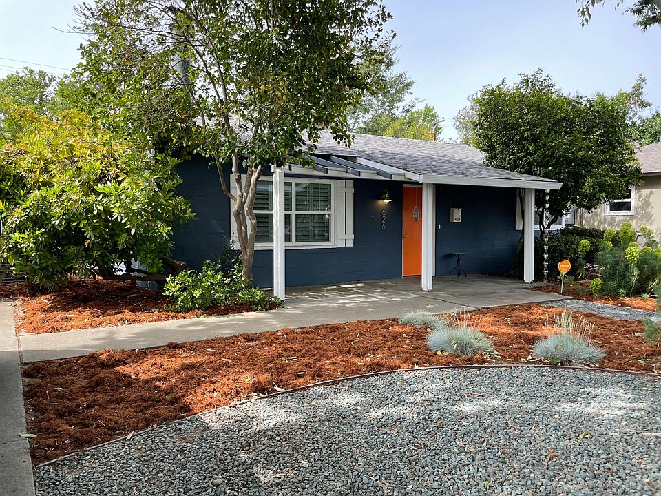 1st image of 626 Fremont Way