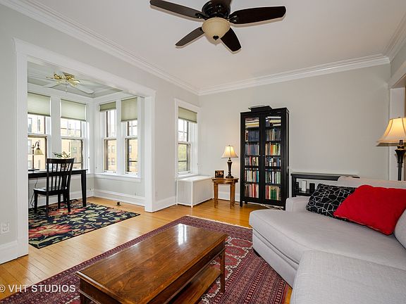4th image of 616 Hinman Ave APT 2