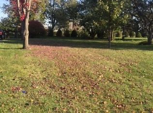1524 Columbine Dr, Schaumburg, IL