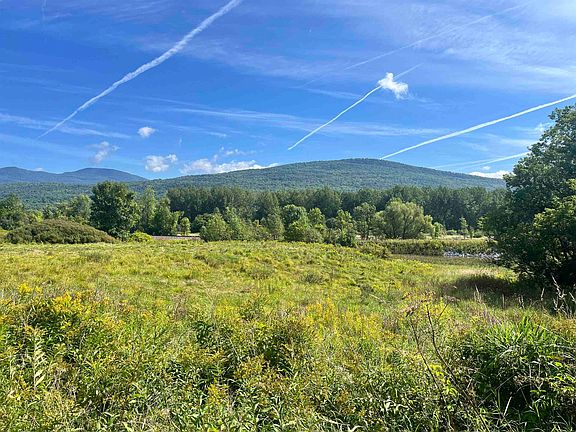 5th image of 3210 West Creek Road