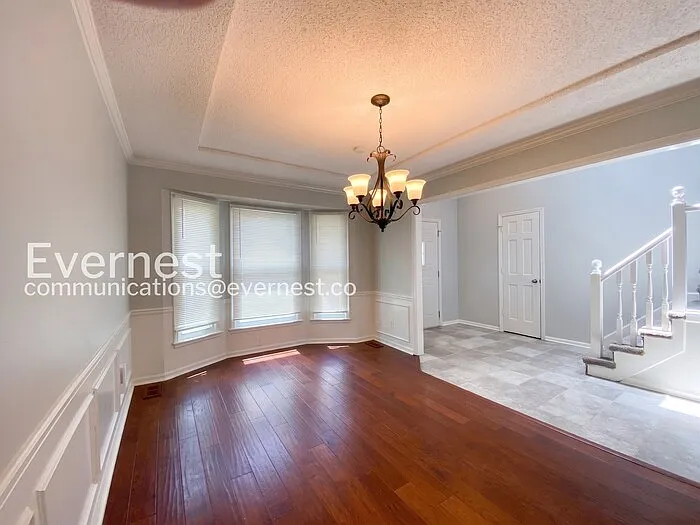 1104 E Pineview St — Photo 8