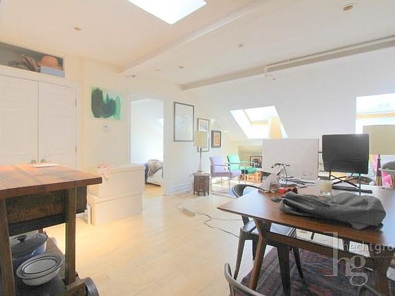 4th image of 312 Bowery Frnt 1