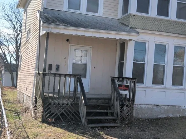 810 Osage Ave, Chariton, IA 50049