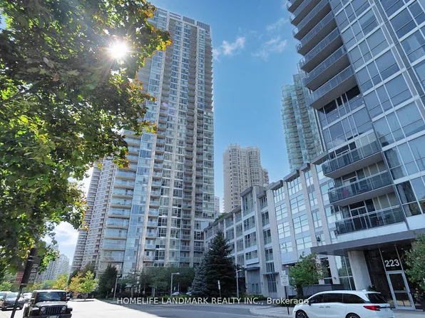 225 Webb Dr #2908, Mississauga, ON L5B 4P2