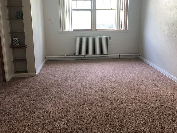 2nd image of 1834 1st Ave NE APT 106