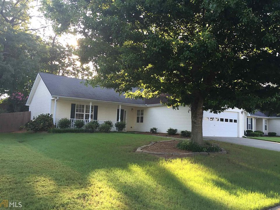1st image of 144 Amelia Garden Way