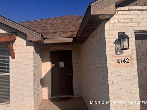 4th image of 2142 N Texas Ave