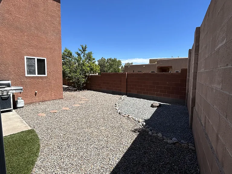 835 Kipuka Dr NW — Photo 30