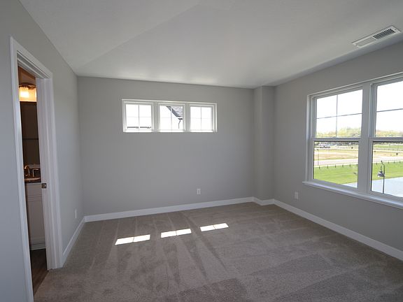 4th image of 4561 Pennsy Way