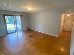 1105 N Oaks Blvd, North Brunswick, NJ 08902